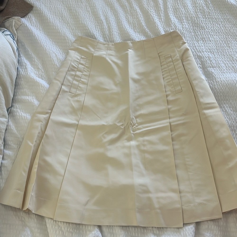 Ivory Prada skirt size 38